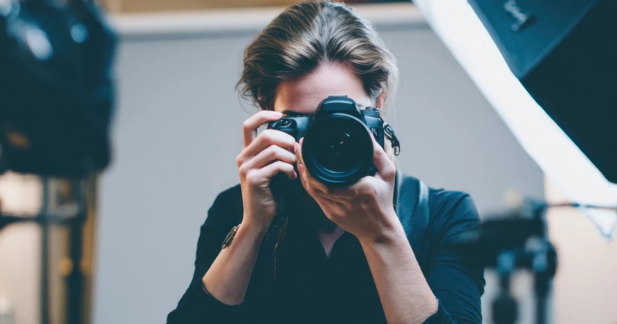How UK Photographers Can Build Trust with Online Reputation Management